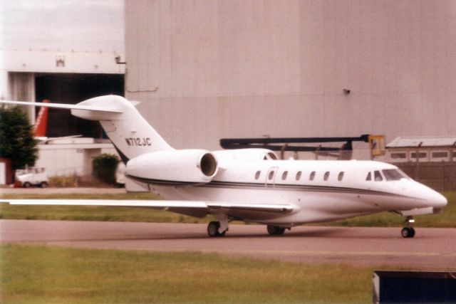 Cessna Citation X (N712JC) - Taxiing for departure in Jul-01.br /br /Reregistered N681WD 21-Apr-07,br /then exported to Brazil 30-Apr-08 as PR-LAT.br /Registration cancelled 25-Sep-20.