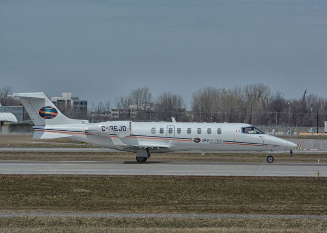 Learjet 45 (C-GEJD)