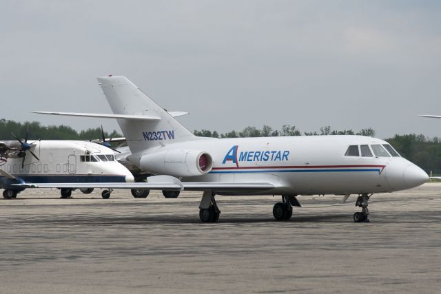 Dassault Falcon 20 (N232TW) - N232TW  1966 Dassault-SUD Fan Jet Falcon  AJI  KYIP  20130510