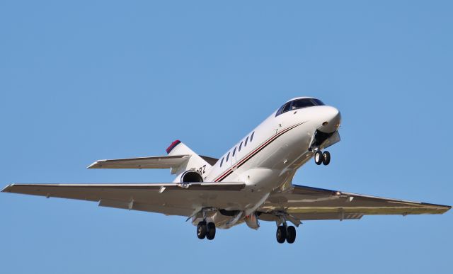 Hawker 800 (N999RZ)