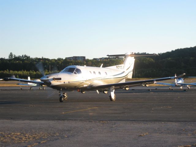 Pilatus PC-12 (N212JL) - Taxiing in after arriving from Farmingdale, NY (KFRG).