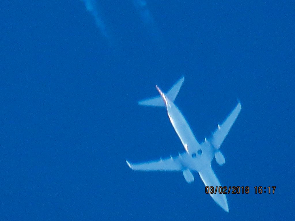 Boeing 737-800 (N862NN)