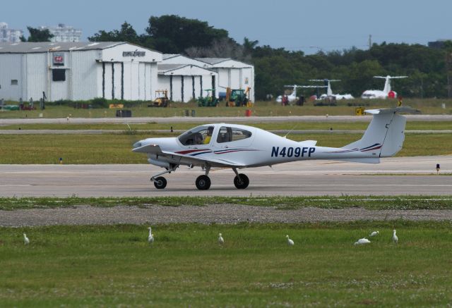 Diamond Star (N409FP)