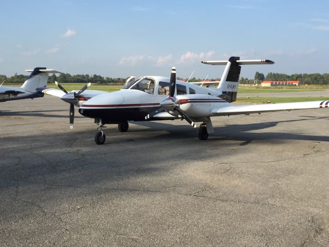 Piper PA-44 Seminole (C-GLRS)