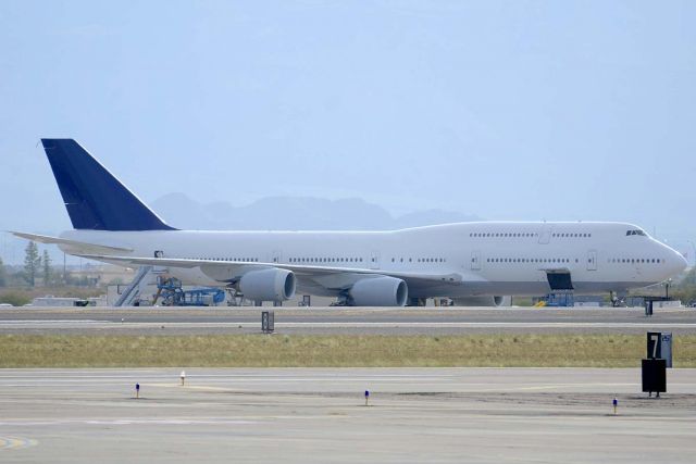 BOEING 747-8 (N6067U) - 747-830 International N6067U arrived at Phoenix-Mesa Gateway Airport as Boeing Flight 021 at 2:13 PM on July 23, 2011 after a 4-hour 50-minute flight that zig-zagged across the western US. It first flew on April 26, 2011. It will be delivered to Lufthansa Airlines as D-ABYE. Its construction number is 37826.
