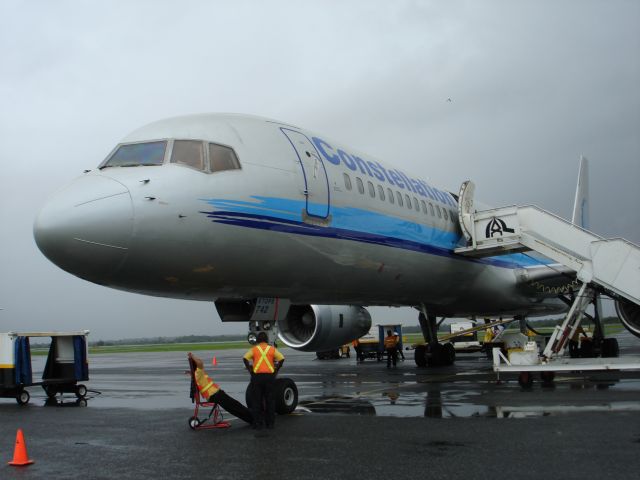 Boeing 757-200 (N742PA)