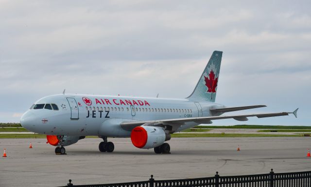 Airbus A319 (C-GBIA) - Air Canada Jetz Airbus A319-114 C-GBIA in Cleveland Burke Lakefront Airport