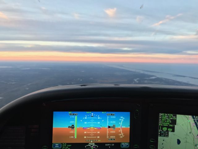 Cirrus SR-22 (N322WA)