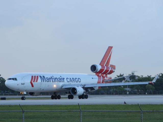 Boeing MD-11 (PH-MCY)