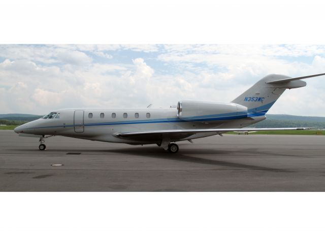 Cessna Citation X (N353WC) - It is obvious that this is the fastest business jet in the market.