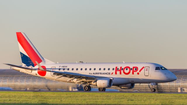 Bombardier CRJ-1000 (F-HBXK) - Embraer ERJ-170-100LR 170LR  F-HBXK (cn 17000008)