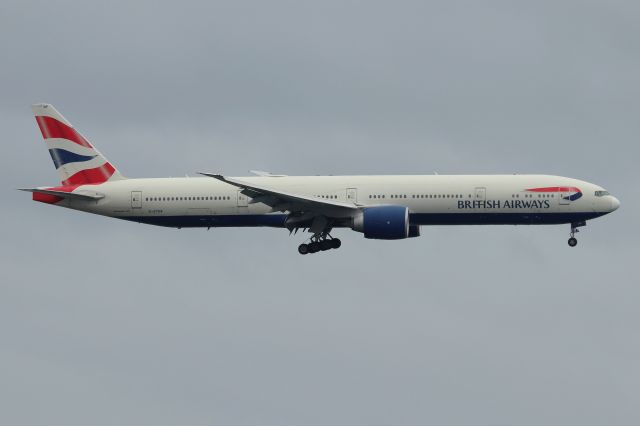 BOEING 777-300 (G-STBF) - 'Speedbird 13 Golf' arriving from London-Heathrow