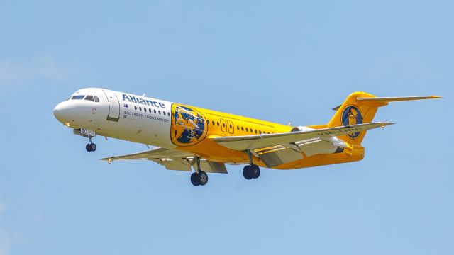 Fokker 100 (VH-UQG)