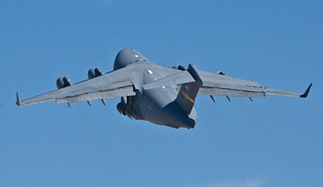 Boeing Globemaster III (N5145)