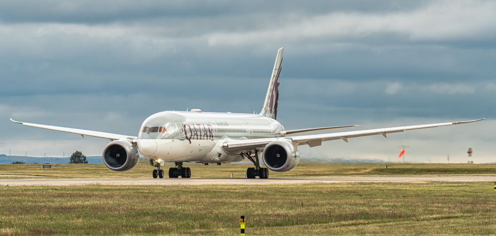 Boeing 787-8 (A7-BHC) - QR22 on the way home Doha at 23L Manchester Airport