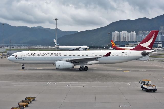 Airbus A330-300 (B-LBF)