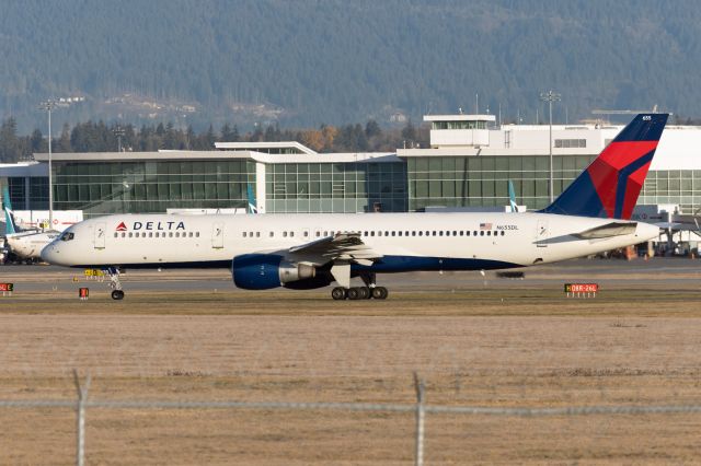 Boeing 757-200 (N655DL)