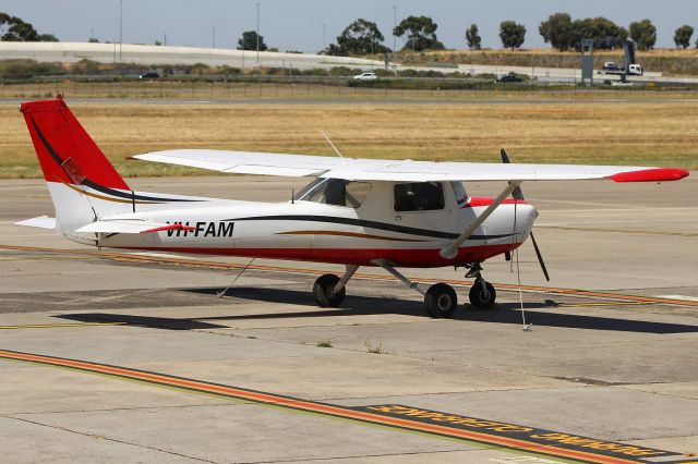 Cessna 152 (VH-FAM)