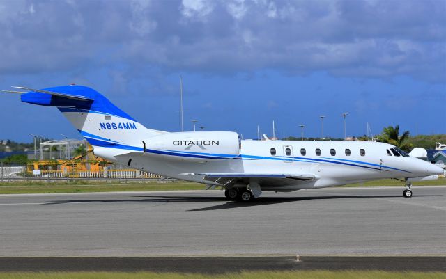 Cessna Citation X (N864MM)