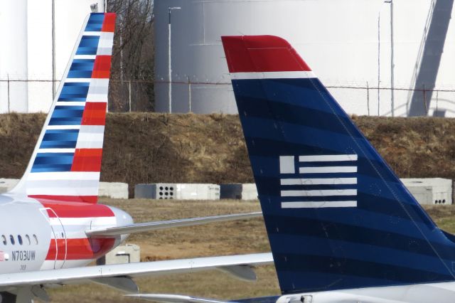 Airbus A319 (N703UW) - "Merger" 2/22/14 