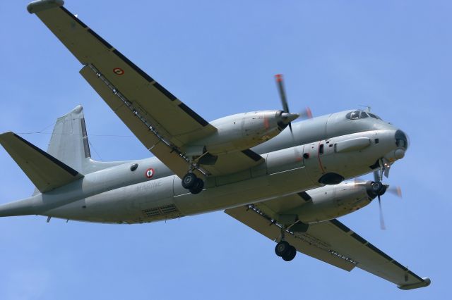 FNY5 — - French Naval Aviation Dassault-Breguet Atlantique II (ATL2), Short Approach Rwy 08, Landivisiau Naval Air Base (LFRJ)