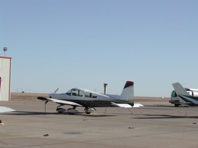 Grumman AA-5 Tiger (N4525B)