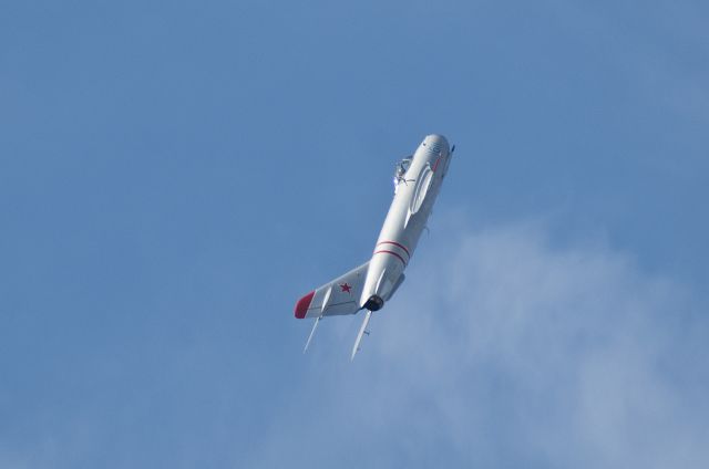 MIKOYAN MiG-17 (N217SH)