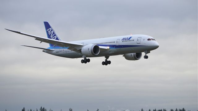 Boeing 787-8 (JA804A) - BOE102 on final to runway 16R after a test flight to KMWH on 12/23/11.