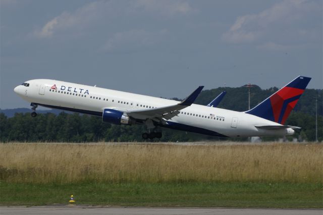 BOEING 767-300 (N1200K) - Boeing 767-332ER  Delta Airlines  LSZH Zurich-Kloten Airport  Switzerland  21.June 2011