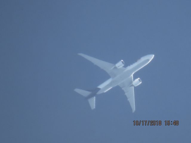 BOEING 777-200LR (N862FD)