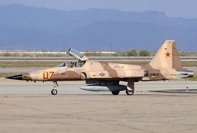 Northrop RF-5 Tigereye (76-1545) - US Navy Northrop F-5N Tiger II 761545 #07 of VFC-13 Saints based at Naval Air Station Fallon, Nevada at Phoenix-Mesa Gateway Airport on March 9, 2012.