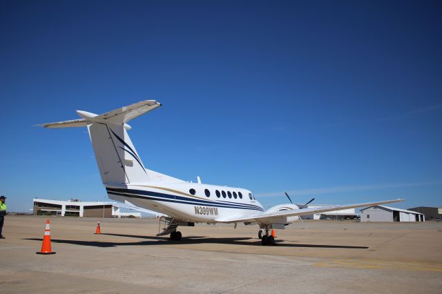 Beechcraft Super King Air 200 (N399WM)