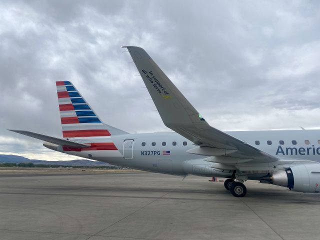 Embraer 175 (N327PG) - “In support of all who serve” ð️ on the wingtip. 