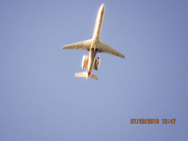 Embraer ERJ-135 (N834AE)