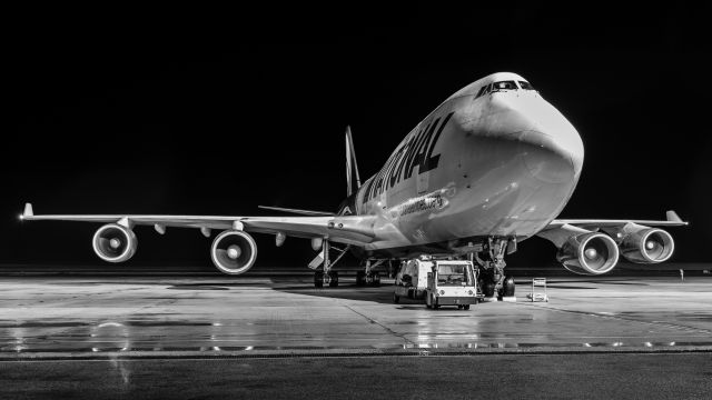 Boeing 747-200 (N952CA)