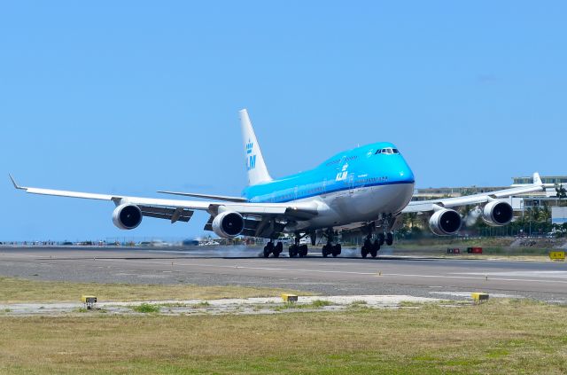 Boeing 747-400 (PH-BFB)