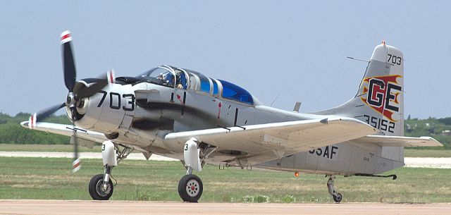 Douglas AD Skyraider (65164)