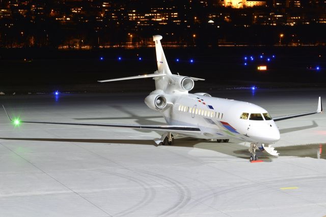 Dassault Falcon 7X (VP-CGS)