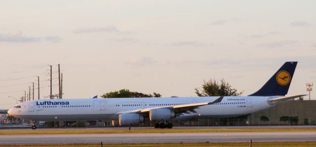 Airbus A340-600 (D-AIHF)