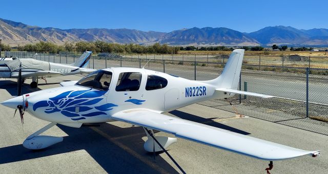 Cirrus SR-20 (N822SR)