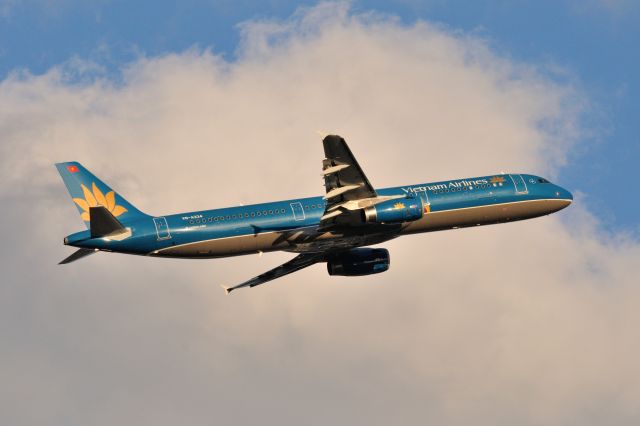 Airbus A321 (VN-A344) - 2015/12/26