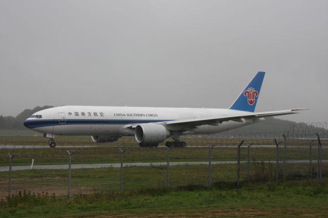 BOEING 777-200LR (B-2071)