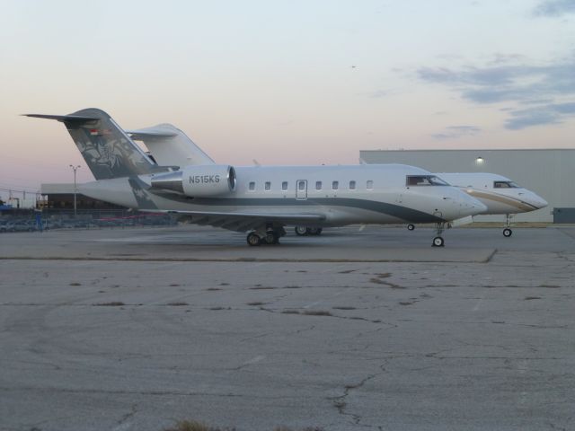 Bombardier Challenger 300 (N515KS)