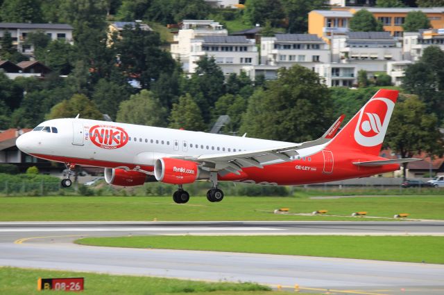 Airbus A320 (OE-LEY)