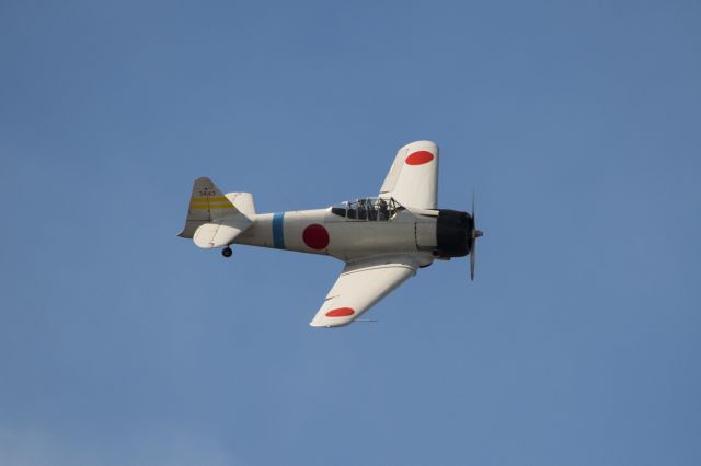 North American T-6 Texan (F-AZRO)