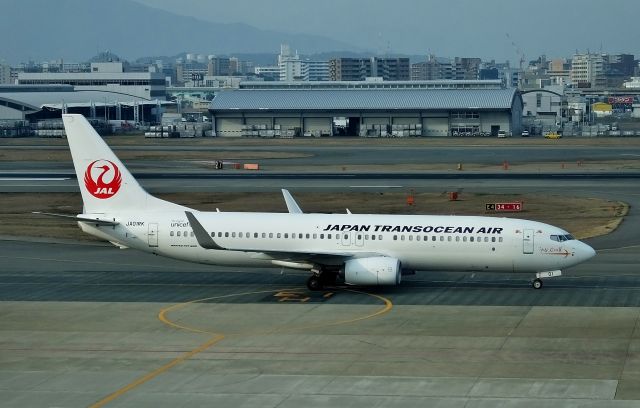 Boeing 737-800 (JA01RK) - Taxing at FUK(Fukuoka-Japan) 2016/02/27.