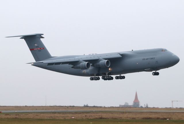 Lockheed C-5 Galaxy (87-0031)