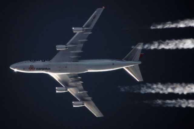 Boeing 747-400 (LX-WCV)