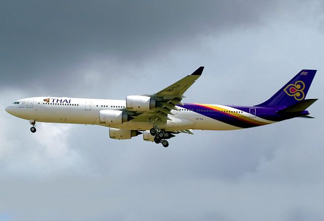 Airbus A340-500 (HS-TLA)