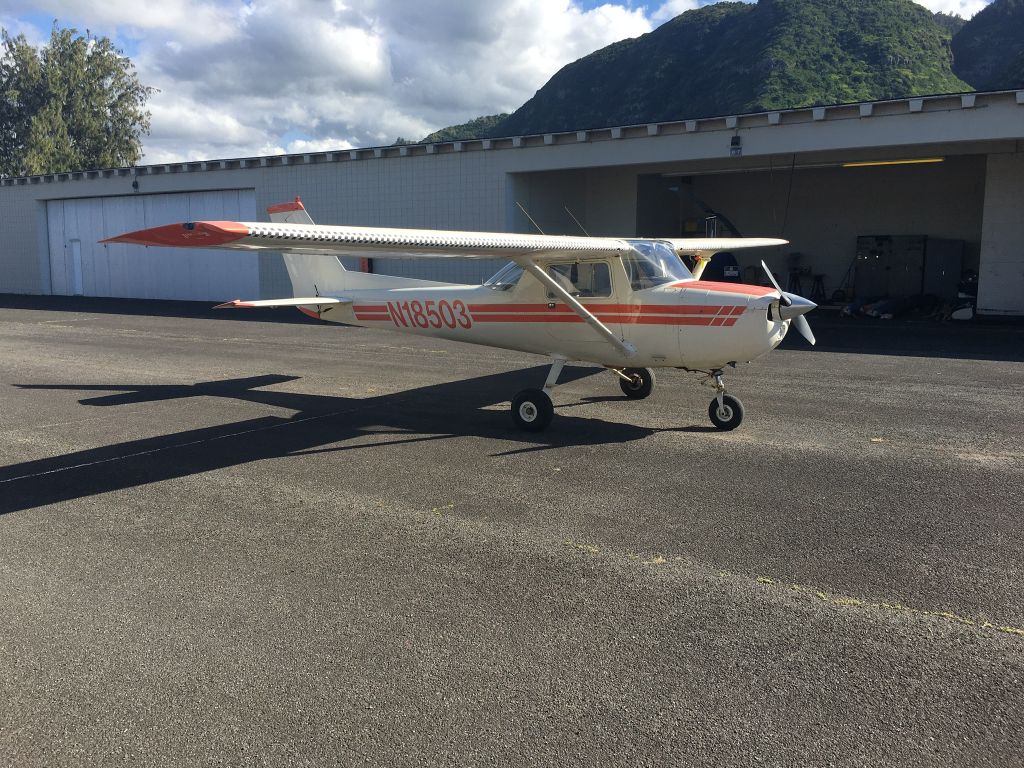 Cessna Commuter (N18503) - “Cremecycle”